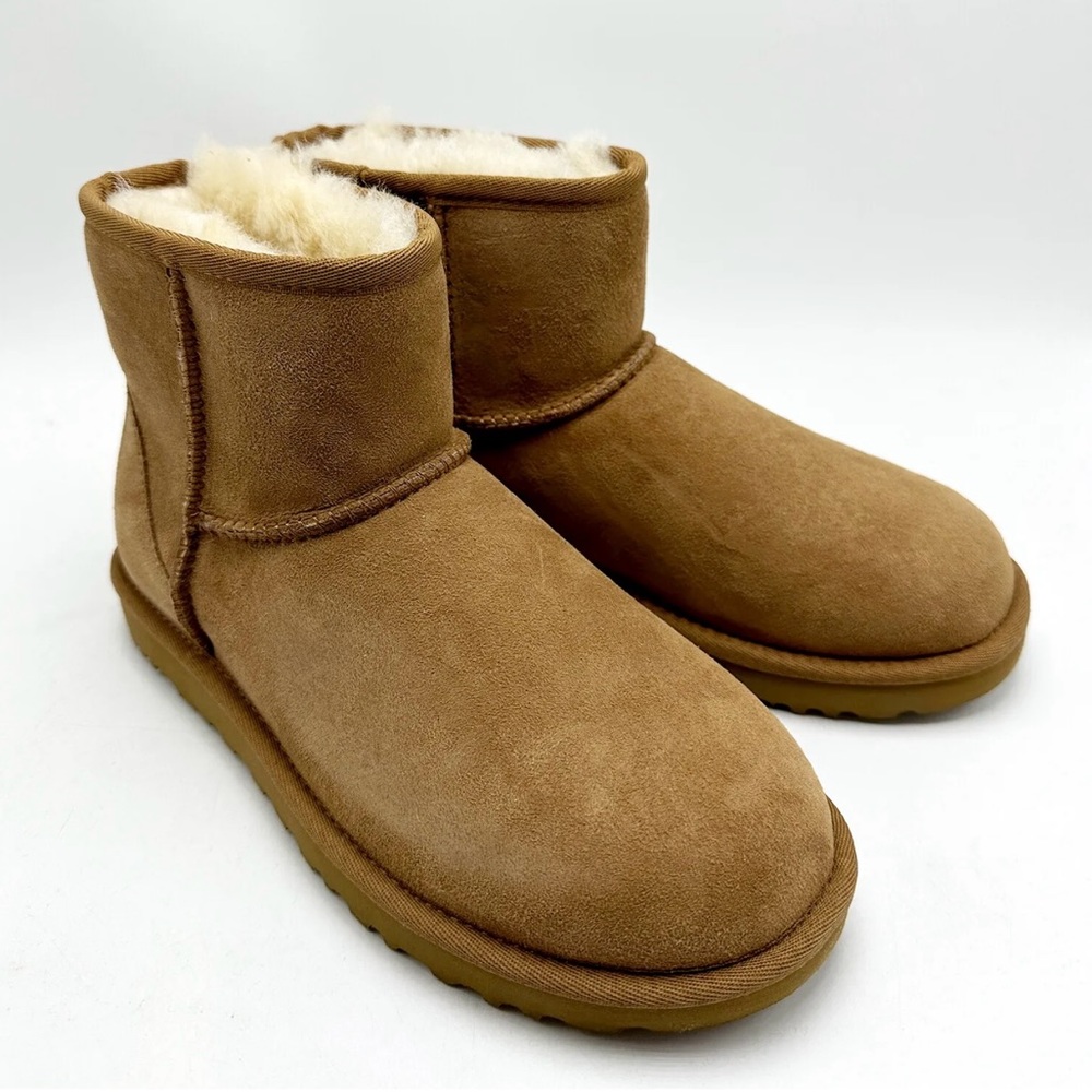 UGG Mini Boot